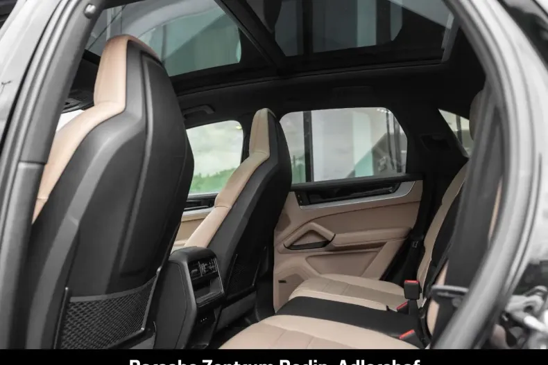 Porsche Cayenne din 2024 cu 25.579 km - oferta POR127592 - foto 7