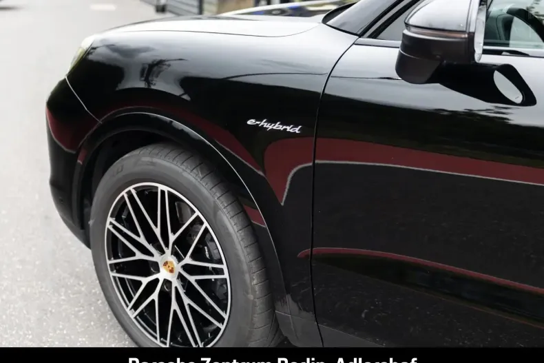 Porsche Cayenne din 2024 cu 25.579 km - oferta POR127592 - foto 18