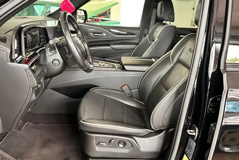 Cadillac Escalade din 2022 cu 45.900 km - oferta CAD127605 - foto 9