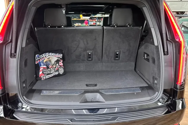 Cadillac Escalade din 2022 cu 45.900 km - oferta CAD127605 - foto 18