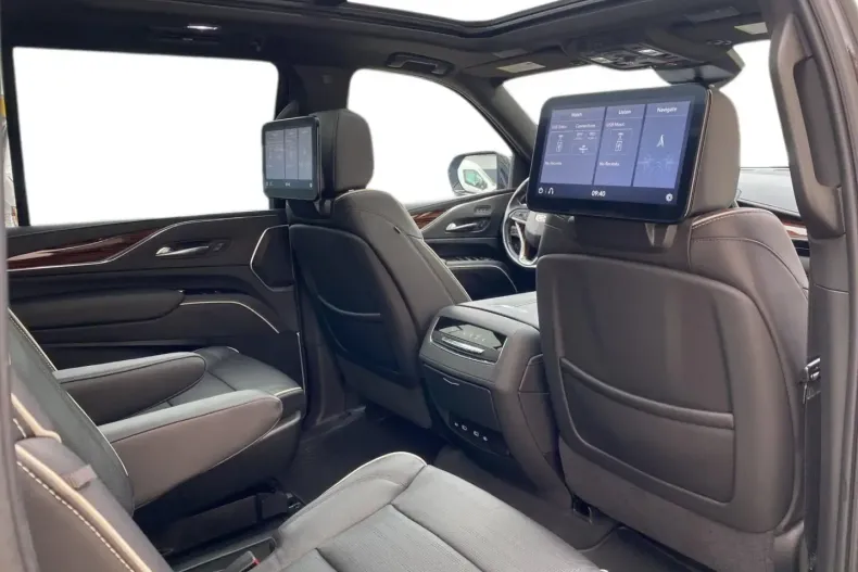 Cadillac Escalade din 2021 cu 42.352 km - oferta CAD127606 - foto 12