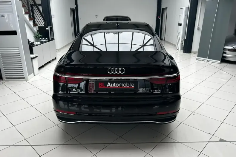 Audi A8 din 2022 cu 43.500 km - oferta AUD127607 - foto 5