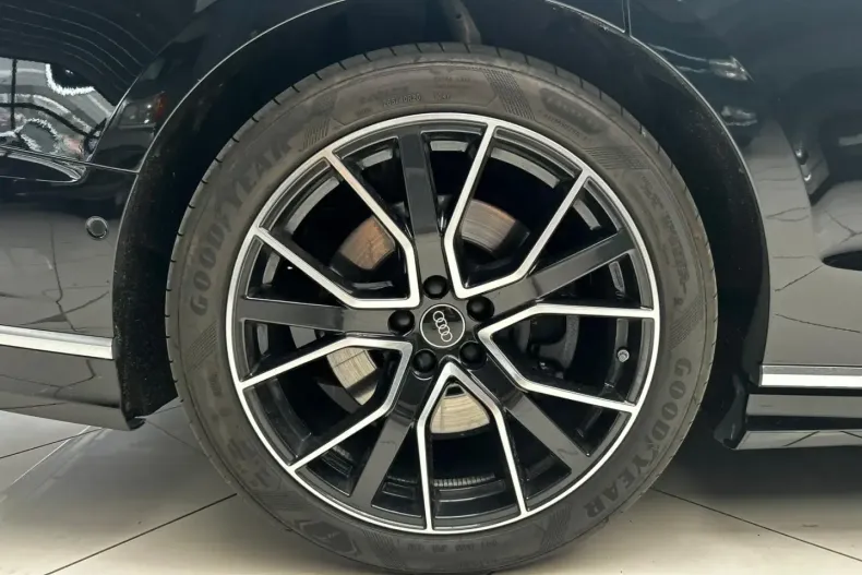 Audi A8 din 2022 cu 43.500 km - oferta AUD127607 - foto 29