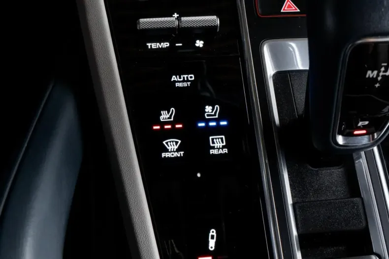 Porsche Cayenne din 2022 cu 98.860 km - oferta POR127614 - foto 12