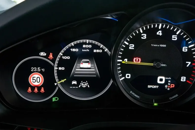 Porsche Cayenne din 2022 cu 98.860 km - oferta POR127614 - foto 29