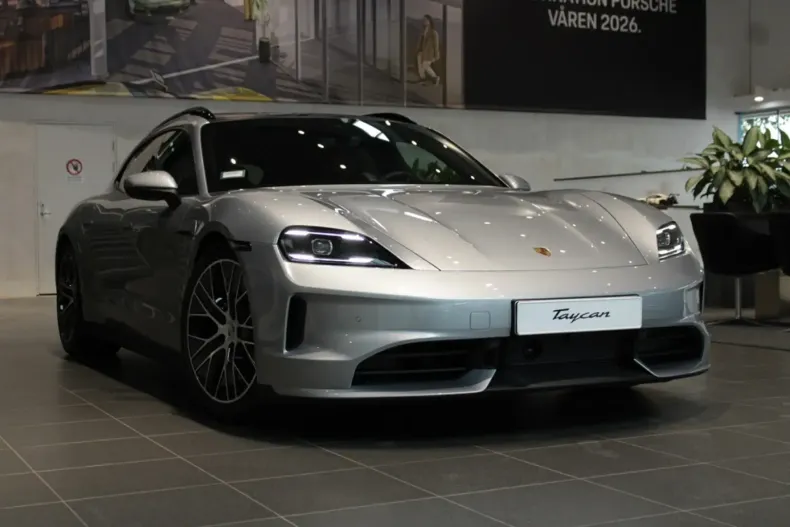 Porsche Taycan din 2025 cu 0 km - oferta POR127621 - foto 1