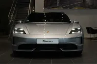 Porsche Taycan din 2025 cu 0 km - oferta POR127621 - foto 5