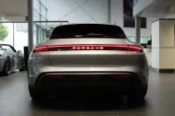 Porsche Taycan din 2025 cu 0 km - oferta POR127621 - foto 6