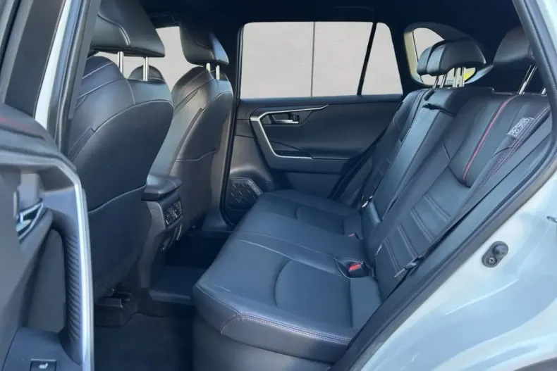 Toyota RAV4 din 2021 cu 89.300 km - oferta TOY127625 - foto 15