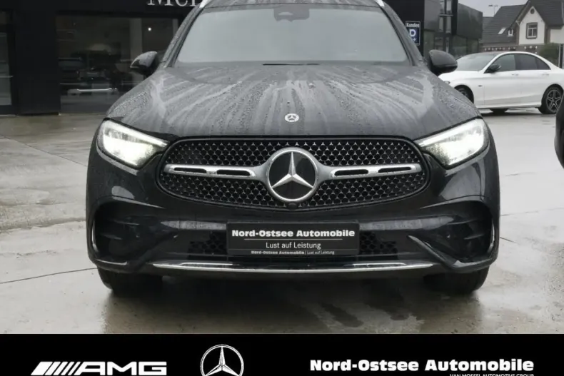 Mercedes-Benz GLC 300 din 2024 cu 7.662 km - oferta MER127632 - foto 2