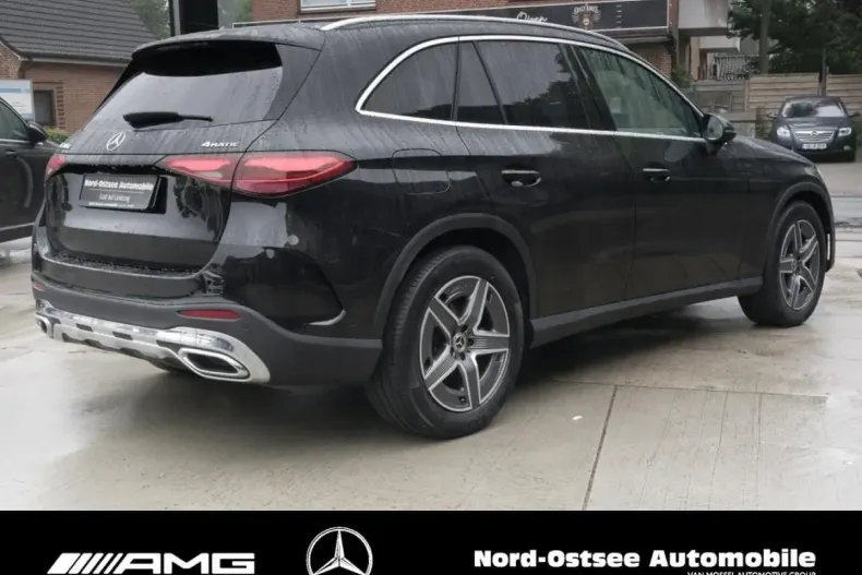 Mercedes-Benz GLC 300 din 2024 cu 7.662 km - oferta MER127632 - foto 3