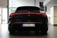 Porsche Taycan din 2025 cu 0 km - oferta POR127638 - foto 8