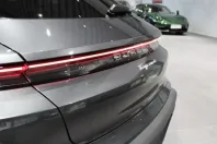 Porsche Taycan din 2024 cu 200 km - oferta POR127640 - foto 4