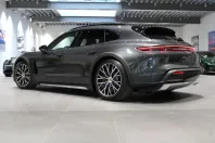 Porsche Taycan din 2024 cu 200 km - oferta POR127640 - foto 5