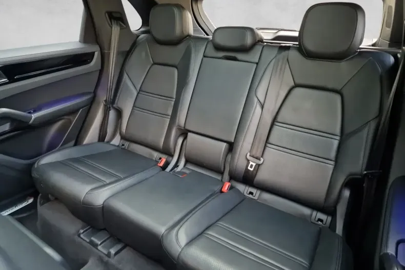 Porsche Cayenne din 2022 cu 49.377 km - oferta POR127642 - foto 15