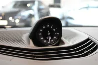 Porsche Taycan din 2025 cu 200 km - oferta POR127647 - foto 10