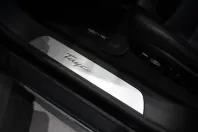 Porsche Taycan din 2025 cu 200 km - oferta POR127647 - foto 13