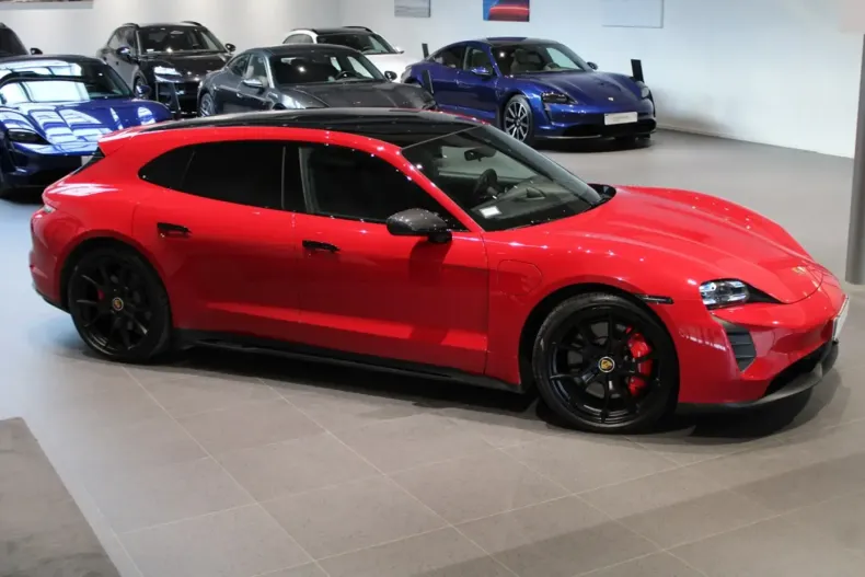 Porsche Taycan din 2022 cu 44.450 km - oferta POR127649 - foto 2