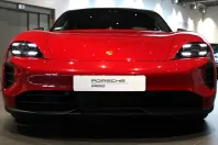 Porsche Taycan din 2022 cu 44.450 km - oferta POR127649 - foto 3