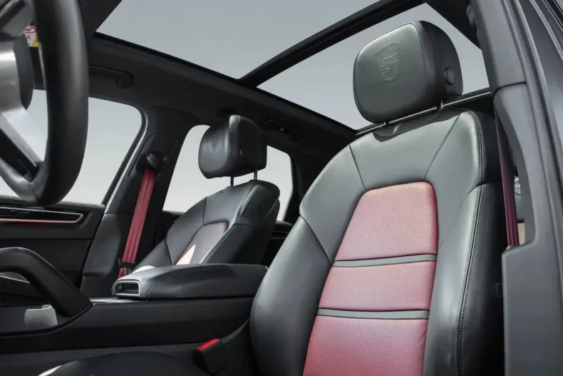 Porsche Cayenne din 2022 cu 67.990 km - oferta POR127652 - foto 5