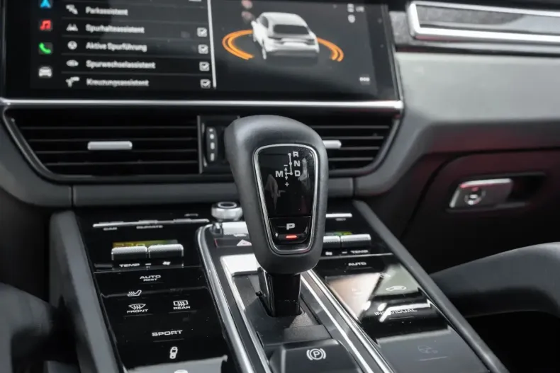 Porsche Cayenne din 2022 cu 67.990 km - oferta POR127652 - foto 23