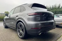 Porsche Cayenne din 2020 cu 64.900 km - oferta POR127653 - foto 4