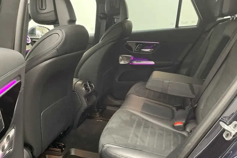 Mercedes-Benz GLC 300 din 2024 cu 11.500 km - oferta MER127654 - foto 11