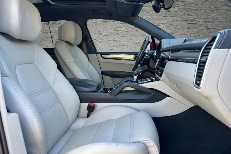 Porsche Cayenne din 2021 cu 99.850 km - oferta POR127672 - foto 8