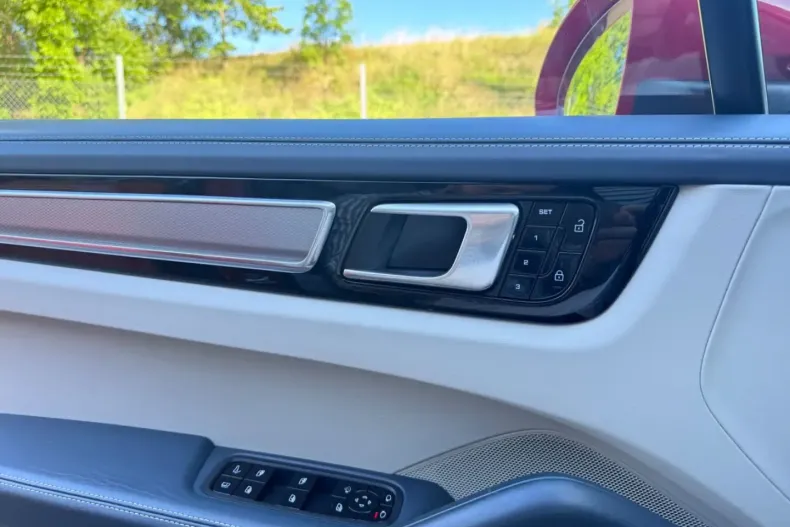 Porsche Cayenne din 2021 cu 99.850 km - oferta POR127672 - foto 14