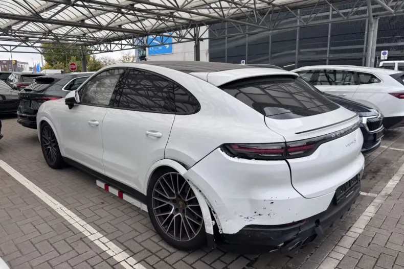Porsche Cayenne din 2020 cu 38.000 km - oferta POR127683 - foto 3