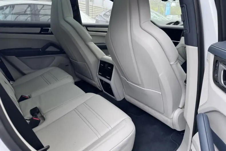 Porsche Cayenne din 2020 cu 38.000 km - oferta POR127683 - foto 12