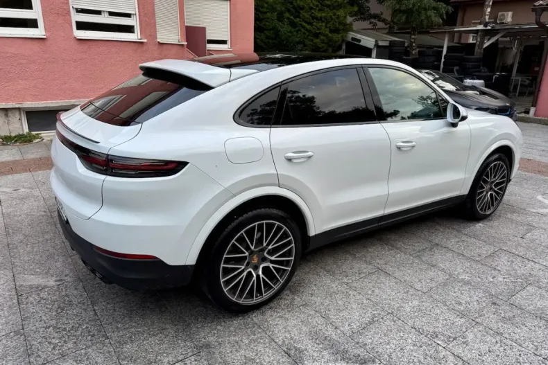 Porsche Cayenne din 2021 cu 82.000 km - oferta POR127686 - foto 5