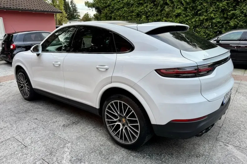 Porsche Cayenne din 2021 cu 82.000 km - oferta POR127686 - foto 9
