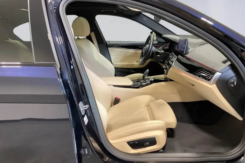 BMW 540 din 2022 cu 85.202 km - oferta BMW127688 - foto 14