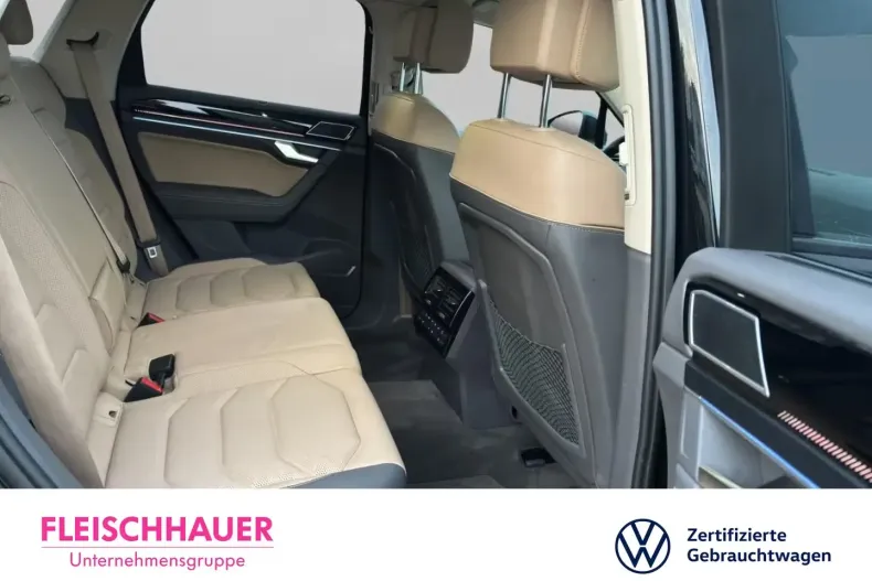 Volkswagen Touareg din 2024 cu 10.409 km - oferta VOL127690 - foto 13