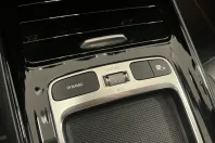 Mercedes-Benz GLA 180 din 2023 cu 19.506 km - oferta MER127692 - foto 24