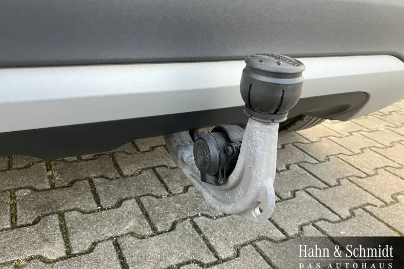 Mercedes-Benz GLA 200 din 2020 cu 25.212 km - oferta MER127695 - foto 7