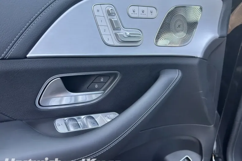 Mercedes-Benz GLE 53 AMG din 2024 cu 10.370 km - oferta MER127703 - foto 11