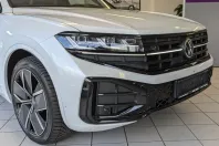 Volkswagen Touareg din 2024 cu 16.667 km - oferta VOL127709 - foto 2