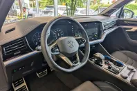 Volkswagen Touareg din 2024 cu 16.667 km - oferta VOL127709 - foto 9