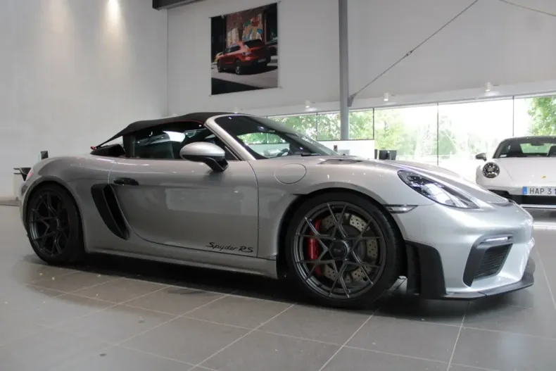 Porsche Boxster din 2025 cu 0 km - oferta POR127726 - foto 2