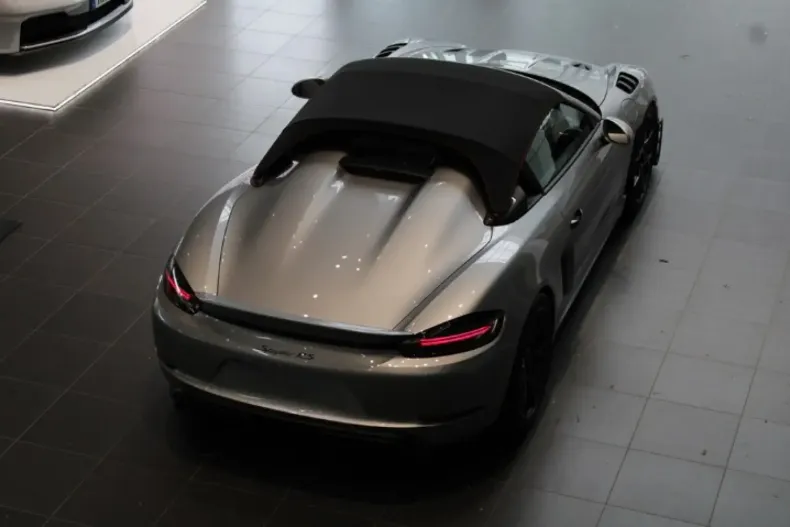 Porsche Boxster din 2025 cu 0 km - oferta POR127726 - foto 7