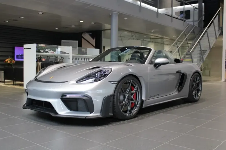 Porsche Boxster din 2025 cu 0 km - oferta POR127726 - foto 25