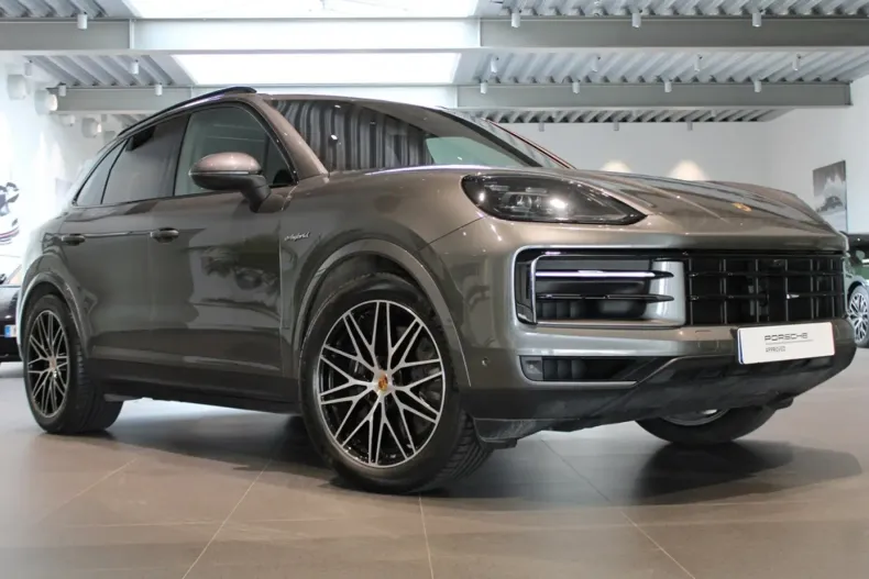 Porsche Cayenne din 2024 cu 9.370 km - oferta POR127727 - foto 2