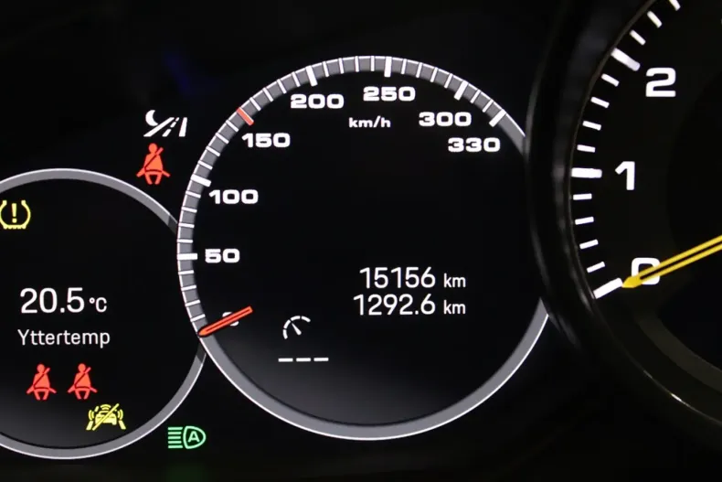 Porsche Cayenne din 2023 cu 15.200 km - oferta POR127728 - foto 14