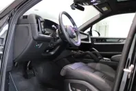 Porsche Cayenne din 2025 cu 7.110 km - oferta POR127731 - foto 6
