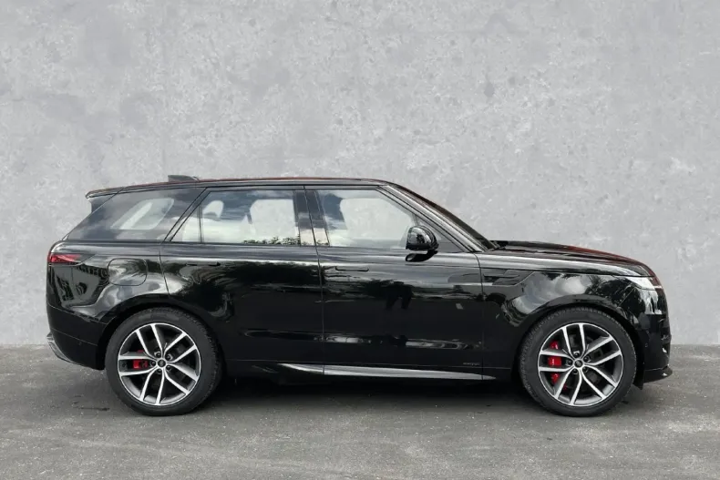 Land Rover Range Rover Sport din 2024 cu 12.856 km - oferta LAN127745 - foto 1