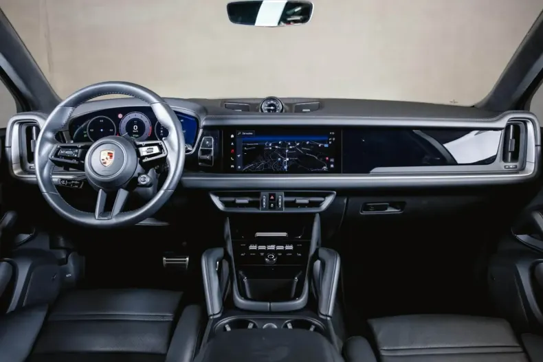 Porsche Cayenne din 2024 cu 26.500 km - oferta POR127747 - foto 2
