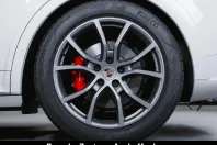 Porsche Cayenne din 2024 cu 26.500 km - oferta POR127747 - foto 12