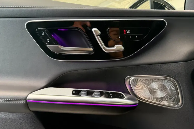 Mercedes-Benz GLC 63 AMG din 2024 cu 28.095 km - oferta MER127750 - foto 12